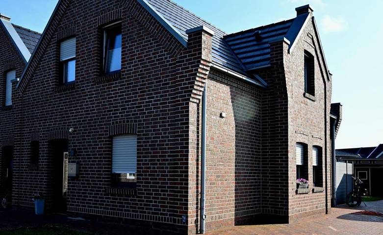 Ferienwohnung für 4 Personen, mit Terrasse und Garten sowie Seeblick und Ausblick in Papenburg
