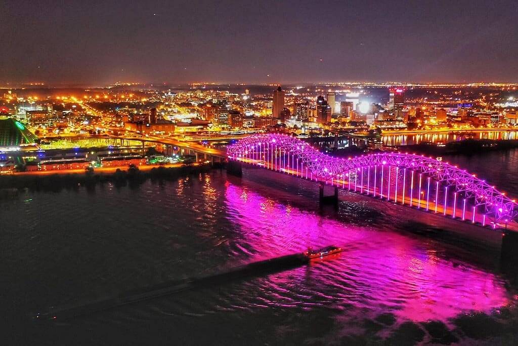 Ganze Wohnung, Sleek Historic Gem: Walk to Beale St, Eats & Music in Memphis, Tennessee