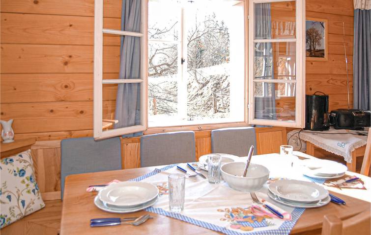 Gemütliche 70 m² große Wohnung mit Garten, in der Nähe des Skilifts und des Flusses in Bad Sankt Leonhard im Lavanttal, Lavanttaler Alpen