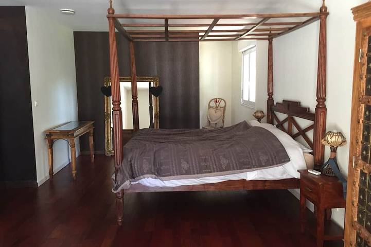 Location de vacances pour 8 personnes à Saint-Germain-du-Salembre - 2