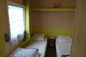 Camping pour 4 Personnes dans Allonnes, Région de Saumur, Photo 2