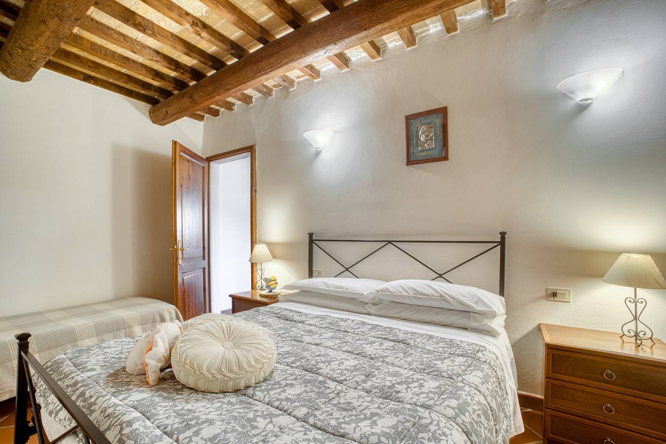 Ferienwohnung 'Glicine ad Antico Casale '700' mit Gemeinschaftspool und Wlan in Umbertide, Valtiberina