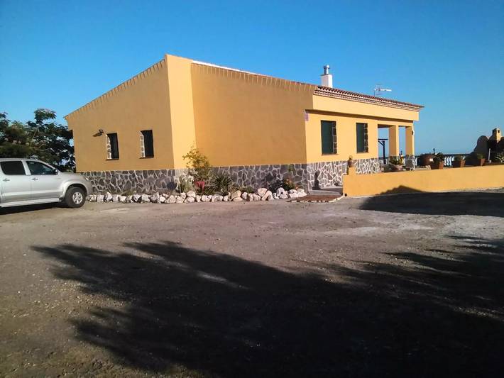Casa rural para 6 personas, con jardín y piscina en Ítrabo - 3