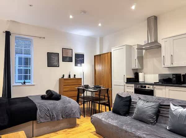 Entire apartment, Long Term Discounts | Aparthotel Central Maidstone in Kent