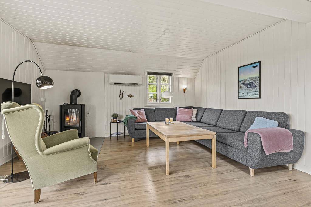 Schönes Sommerhaus - eine wahre Perle - auf Dünengrund nur 400 m vom Meer entfernt liegend in Vejers Strand, Varde