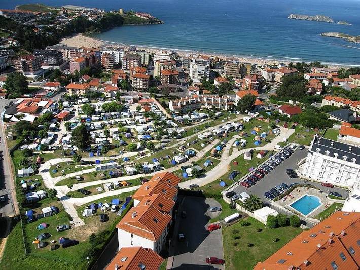 Camping voor 2 personen, with Terras and Tuin as well as Uitzicht in Cantabrië