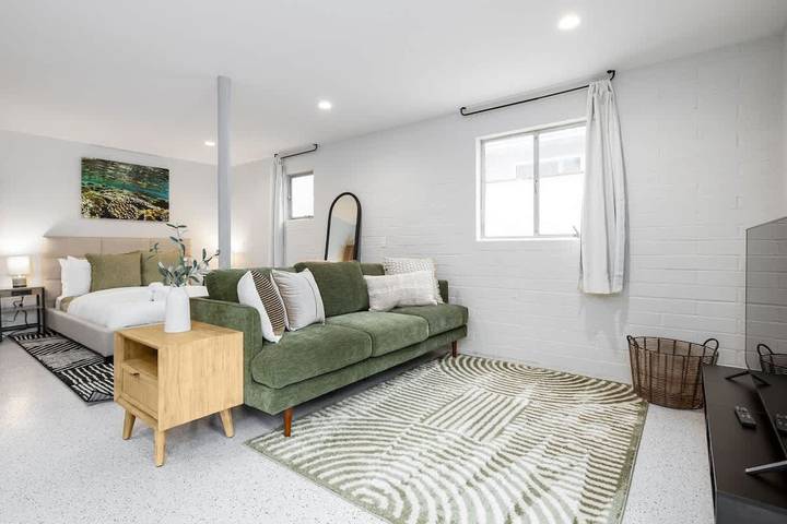 Vacation rental for 2 people, with yard, kid friendly in Carlsbad