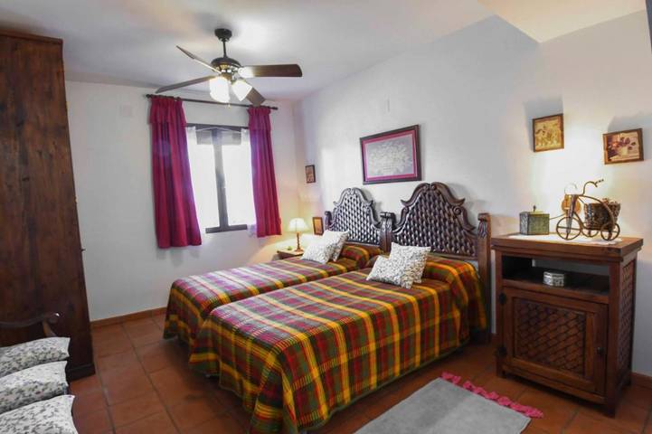 Chalet para 10 personas, con jardín y vistas, Se admiten mascotas en Provincia de Ciudad Real - 2