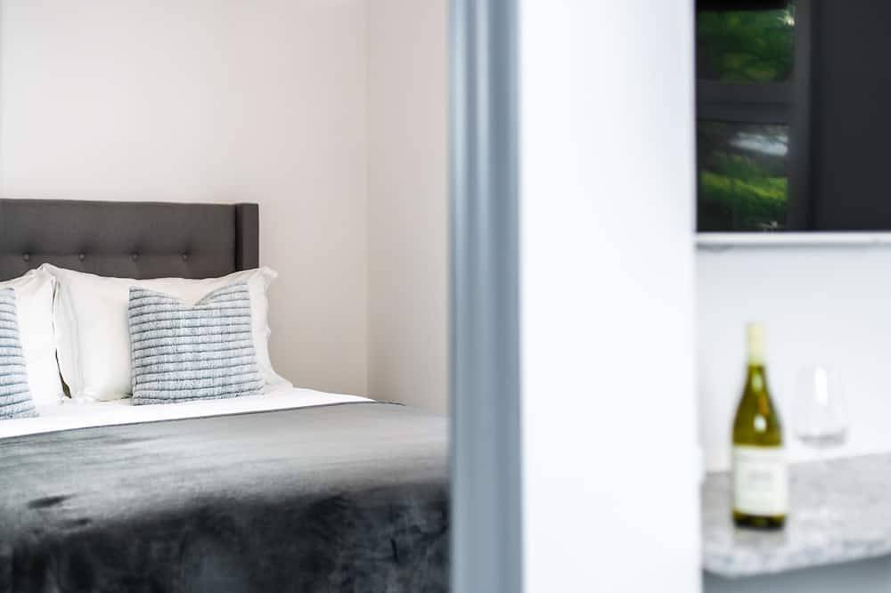 Entire apartment, Luxury Hidden Gem in the Centre of Lymm Village in Warrington, Cheshire
