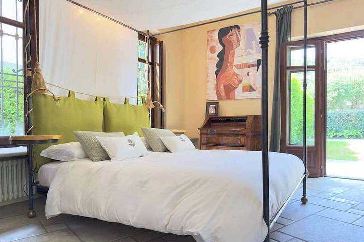 Dimora il Pozzetto, elegant villa with garden in Magnano, Biella Provinz