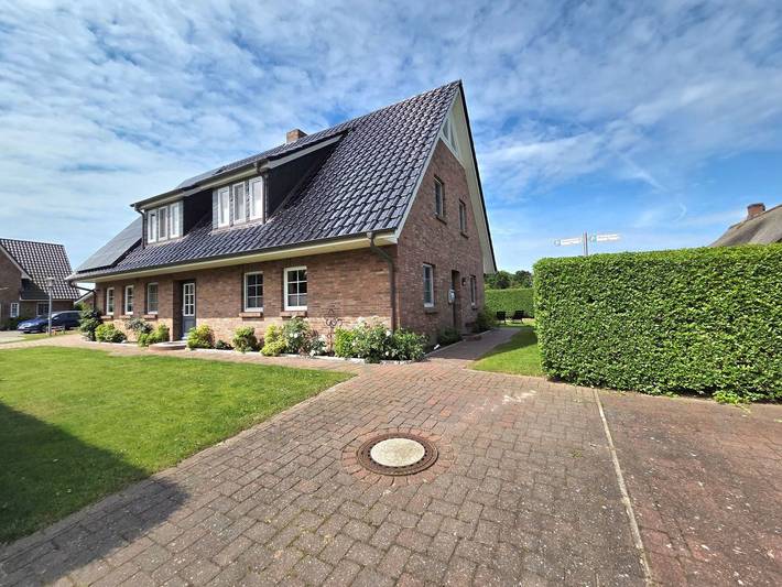 Ferienhaus für 5 Personen, mit Terrasse und Garten in Borgsum - 2