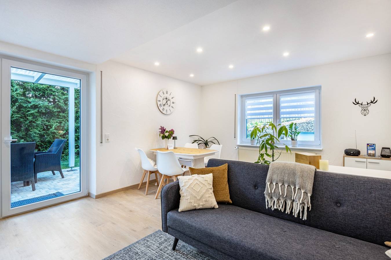 Ganze Wohnung, Ferienwohnung 'Reinbold' mit privater Terrasse, privatem Garten und Wi-Fi in Niedereschach, Mittlerer Schwarzwald