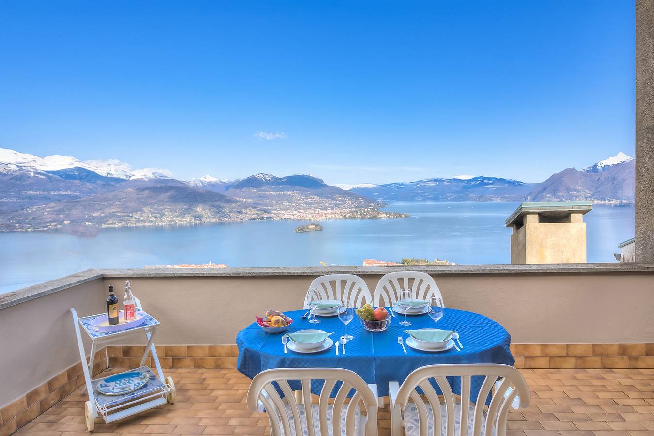 Lake View Terrace Over The Borromean Isla in Someraro, Comune di Stresa