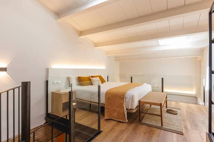 Ganze Wohnung, Bravissimo Ballesteries 40, Barri Vell Duplex in Girona, Gironès