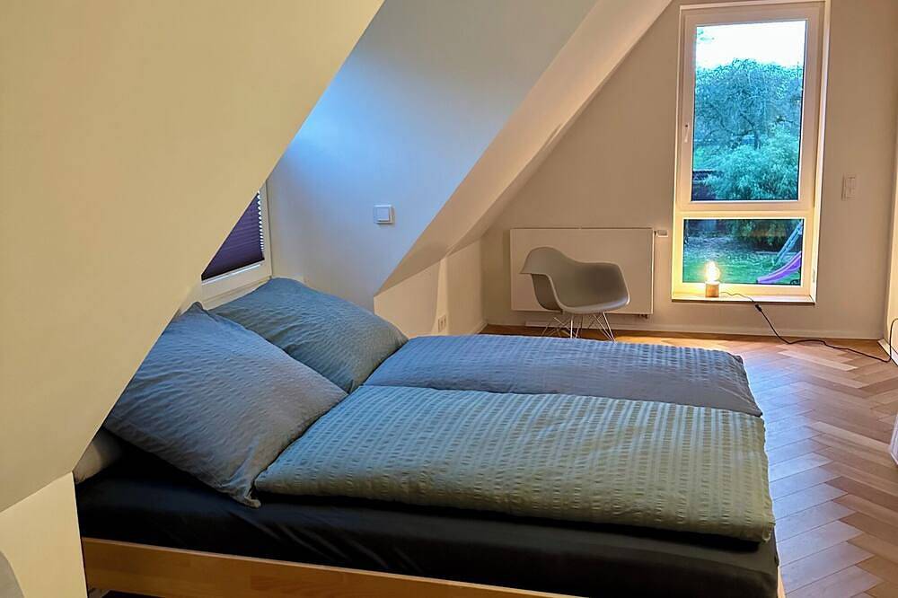 Ferienhaus für 8 Pers. mit Naturgarten, Kamin & viel Platz, nahe der Nordsee in Wesselburen, Nordseeküste