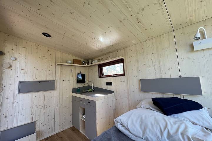 Sustainable & stylish - Overnight stay in the Green Tiny Sleep Space at Lake Salem in Salem (Herzogtum-Lauenburg), Naturpark Lauenburgische Seen