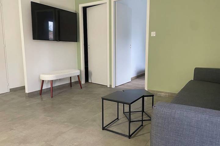 Cozy 2-bedroom house Les Epesses with AC in Les Epesses, Valle del Loira