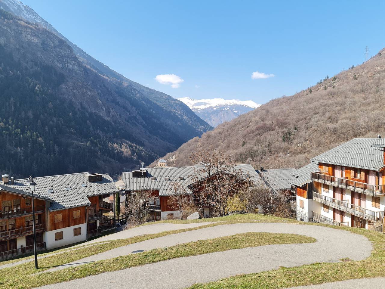 Appartement entier, Appartement charmant à Orelle avec jacuzzi, 32 m² in Orelle, Région de Saint-Jean-de-Maurienne