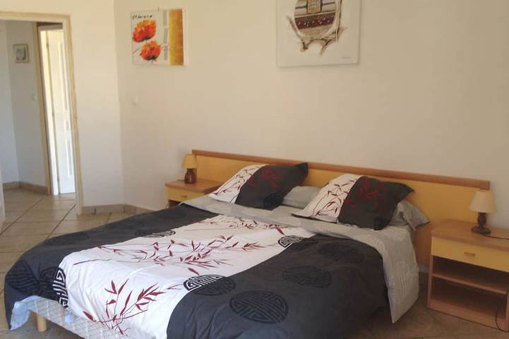 Location de vacances pour 9 personnes, avec jacuzzi et jardin à Speloncato - 4