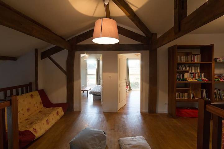 Location de vacances pour 11 personnes, avec terrasse ainsi que piscine et jardin, animaux acceptés à Sainte-Maure-de-Peyriac - 4