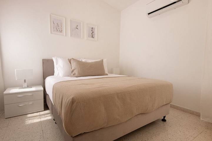 Ganze Wohnung, Phaedrus Living: Nerina Urban Residence in Paphos, Südzypern