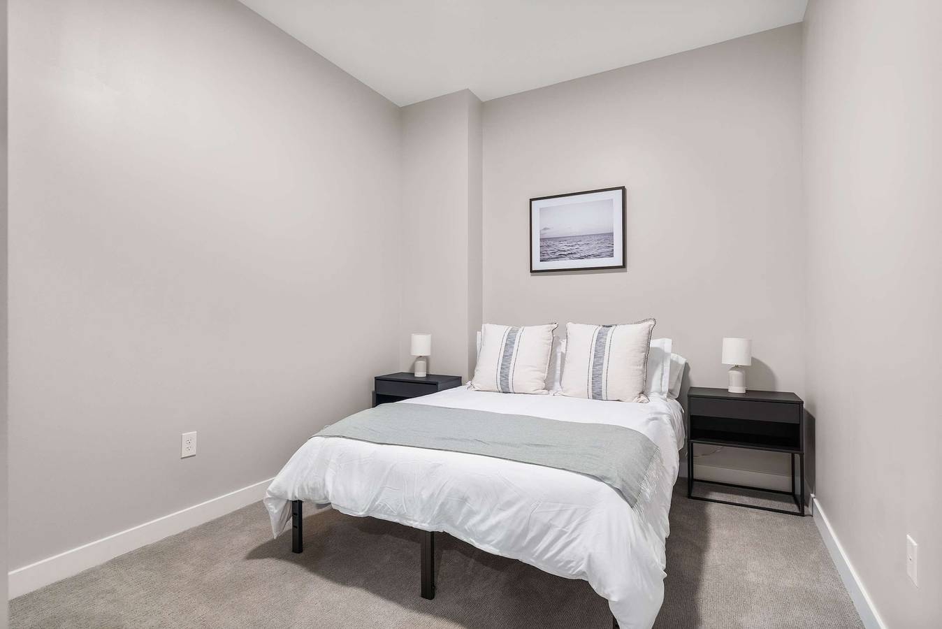 Ganze Wohnung, Cozysuites Otr Downtown 2Br 2Bath w gym rooftop in Cincinnati, Hamilton County (OH)