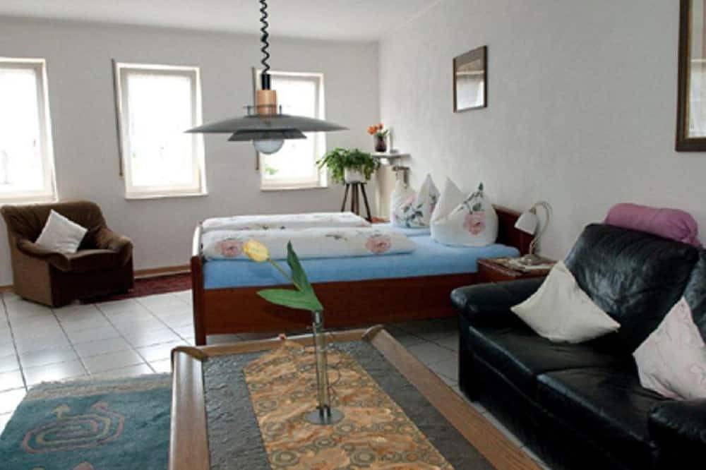 Ferienwohnung Moselblümchen (55 m²) - Weingut-Gästehaus R. Schroeder in Mehring, Moseleifel