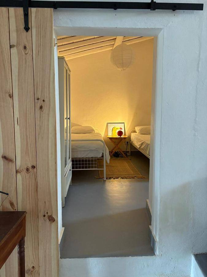 Location de vacances pour 6 personnes, avec vue et piscine ainsi que jardin et terrasse, animaux acceptés à Borba - 3