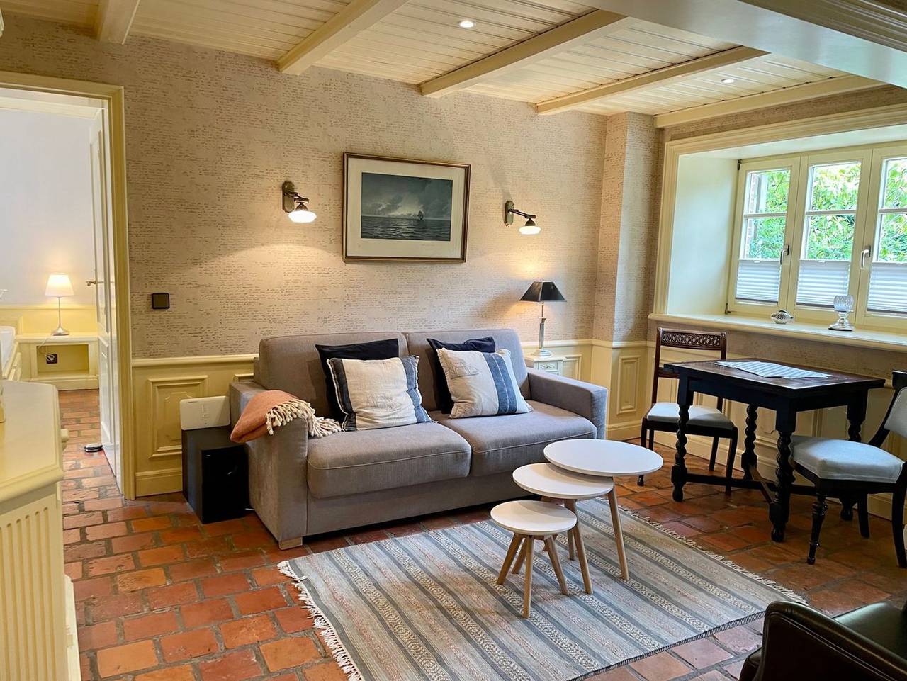 Ganze Ferienwohnung, Kiebitz - Schönes 2-Zimmer App. mit Terrasse, Pkw-Stellplatz, Wlan. Haustiere erlaubt. in Westerland, Sylt (Gemeinde)