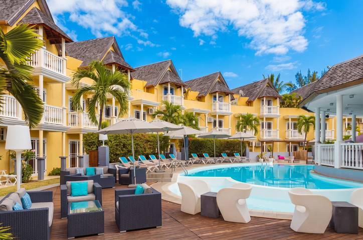 Ganze Wohnung, Familienwohnung mit Pool in Saint Gilles, 80 m² in Saint-Paul, Frankreich