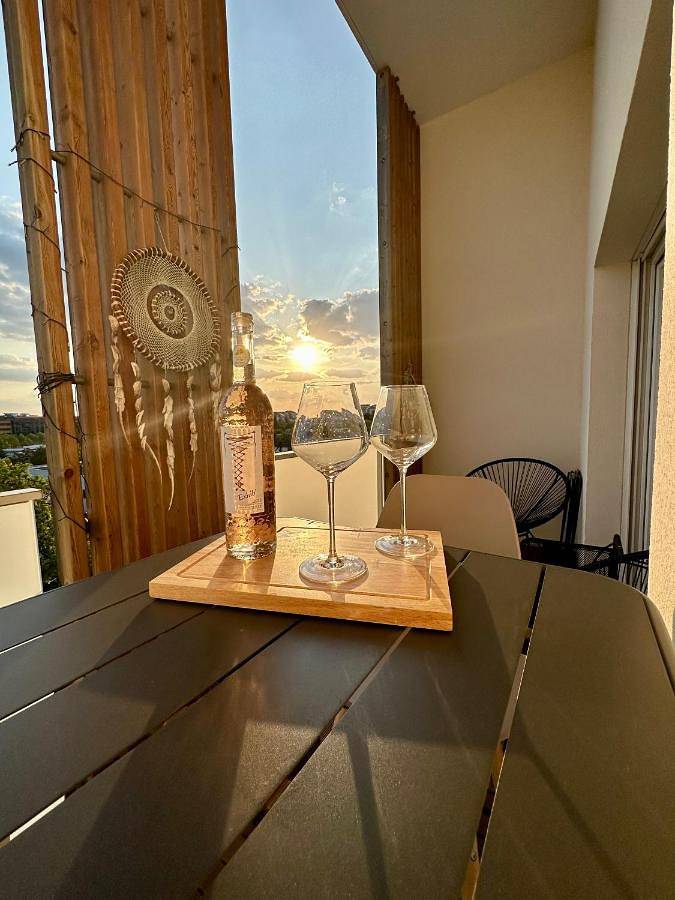 Appartement entier, One-Bedroom Apartment in Bonneuil-sur-Marne, Val-de-Marne