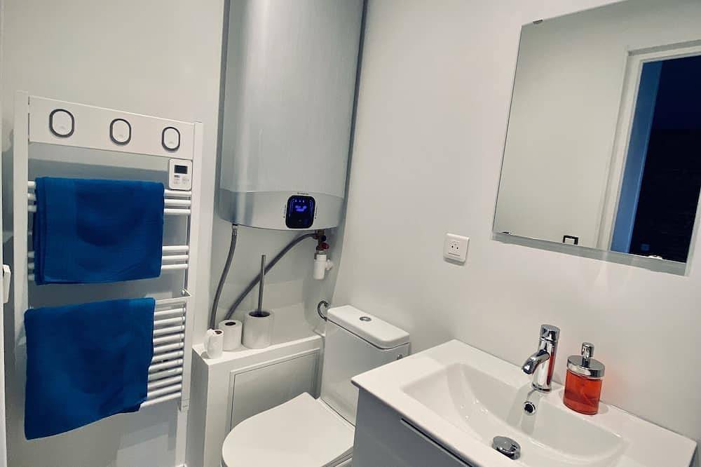 Appartement entier, Gîte « Au bord des Embruns » 2 Pers au cœur des Plages du Débarquement in Saint-Benoît-de-l'Aure, Région de Bayeux