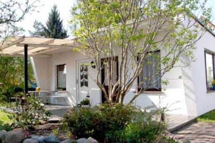 Bungalow für 2 Personen, mit Terrasse und Garten sowie Sauna in Greifswald