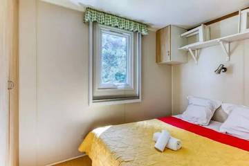 Camping pour 4 Personnes dans Monestier-Merlines, Massif central, Photo 4