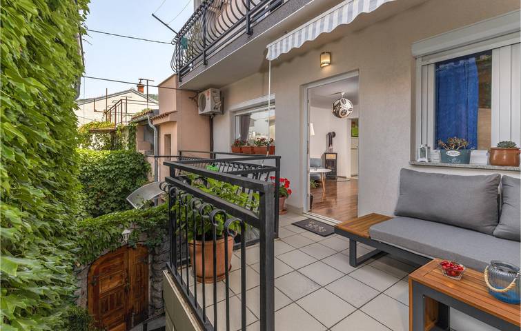 Ferienwohnung für 5 Personen, mit Terrasse in Selce - 2