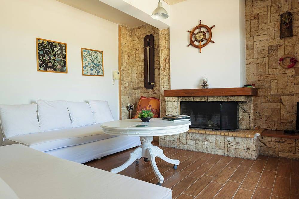 Kleoni' s cottage in Korinthia