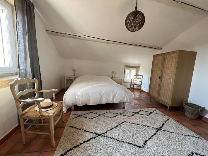 Location de vacances pour 14 personnes, avec Terrasse et Jardin ainsi que Piscine et Vue à Grillon - 3