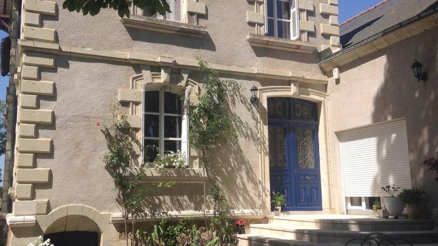 Cottage pour 2 personnes, avec vue ainsi que jardin et piscine à Saint-Michel-sur-Loire