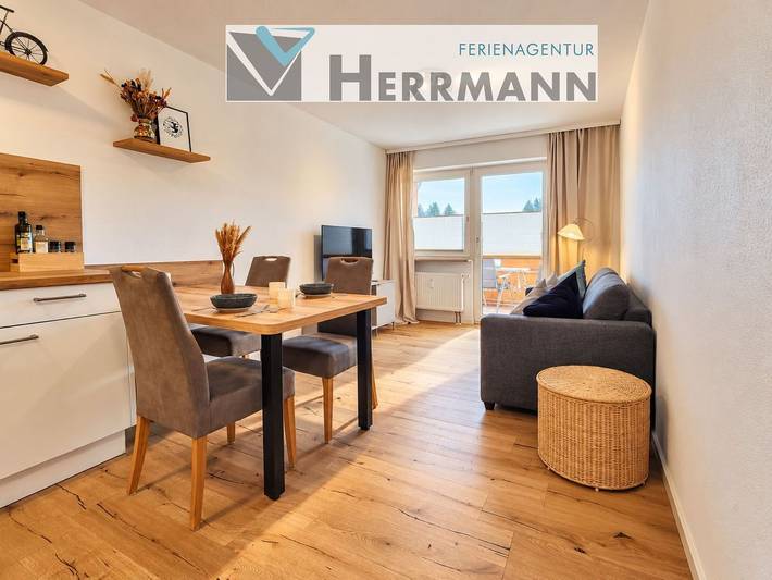 Ferienwohnung für 4 Personen, mit Ausblick und Balkon - 1