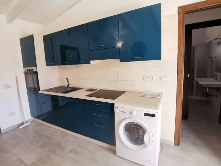 Gîte pour 6 personnes, avec balcon à Isola Rossa - 4