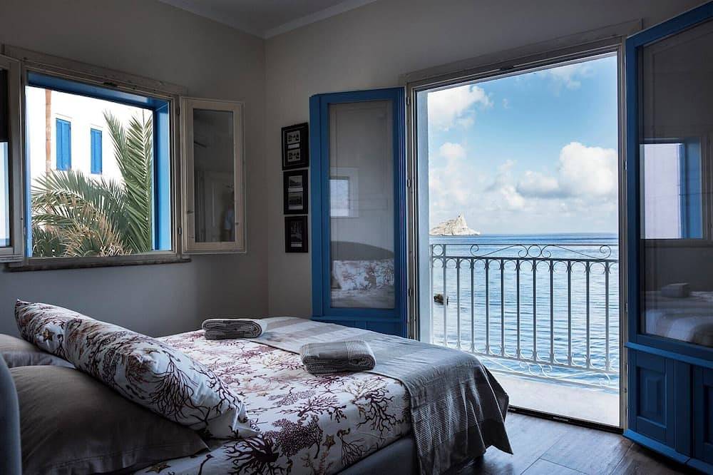 Hiera - Two Bedroom Villa, Sleeps 4 in Marettimo, Aegadian Islands