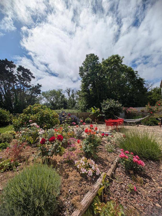 Location de vacances pour 6 personnes, avec jardin à Cléden-Cap-Sizun - 2