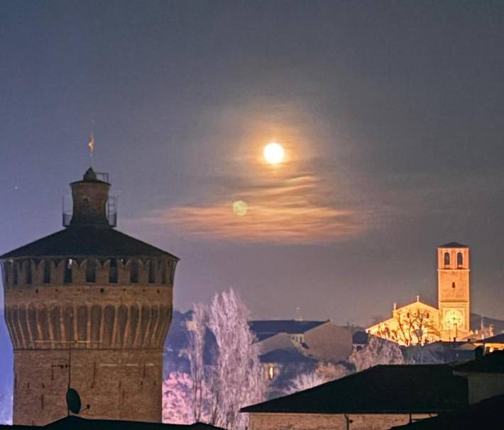 Appartamento per 3 persone, con Balcone e Panorama a Lodi