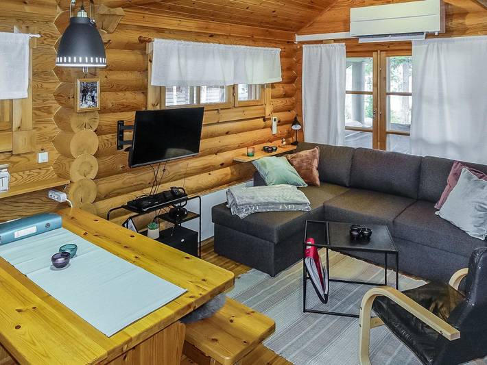 Lomaväinö 13 in Salla, Lappland