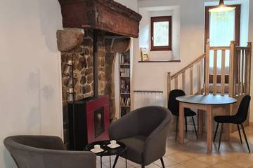 Gîte pour 3 personnes, avec jardin et terrasse à Saint-Chély-d'Apcher