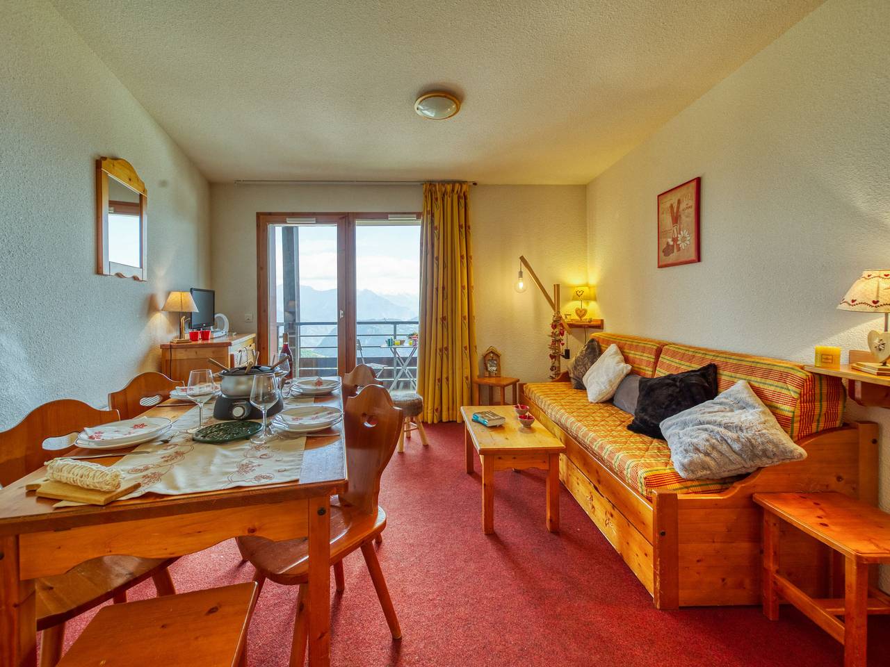 Entire apartment, Bâtiment A in Le Corbier, Villarembert