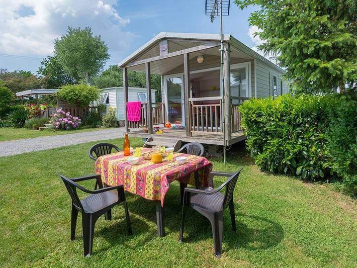 Mobil home pour 4 personnes, avec bassin pour enfant, animaux acceptés à Guérande - 2