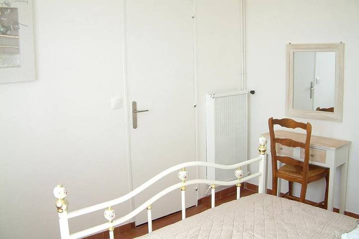Location de vacances pour 6 personnes, avec jardin à Le Luc - 3