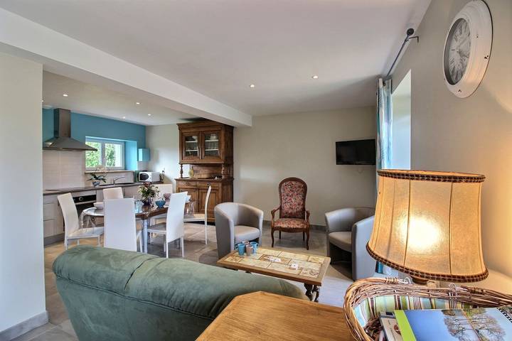 Gîte pour 5 personnes, avec terrasse, animaux acceptés