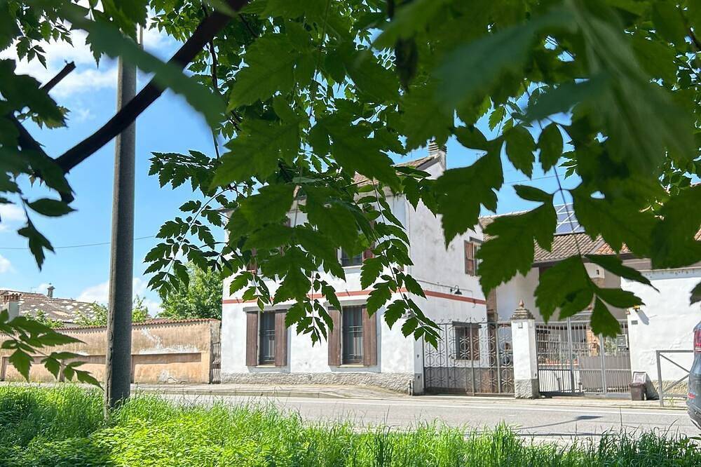 Ganze Wohnung, Home and Garden, relaxation in Crema, old barn now home \"Butterfly\" in Crema, Cremona Provinz